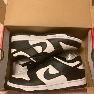 Nike Dunk Low “ Panda” ( GS)